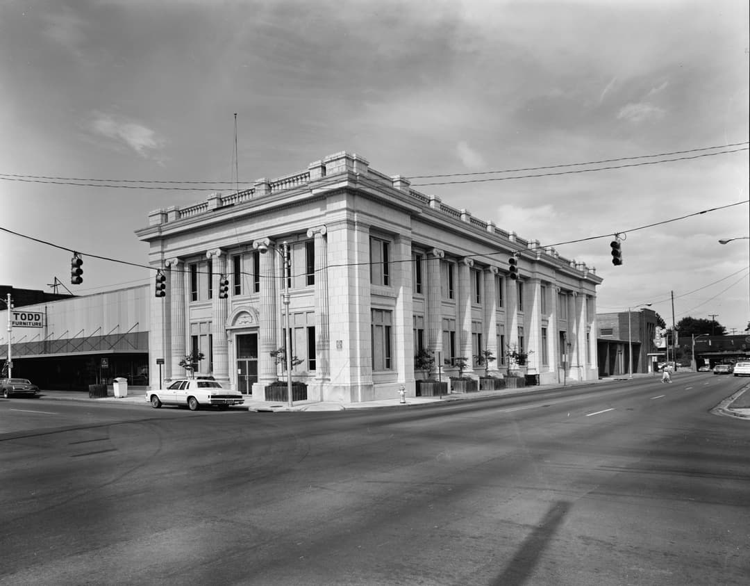 Picture of the City Hall in North Little Rock, Arkansas.